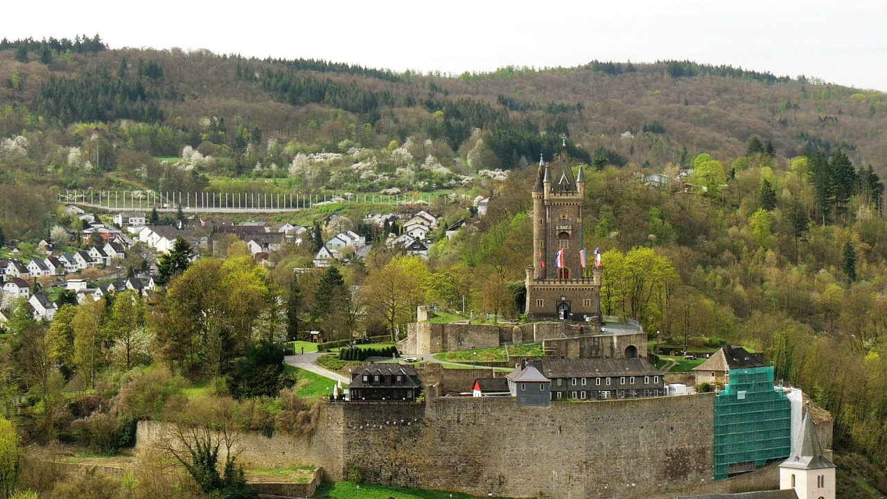 Mit dem Zug nach Dillenburg