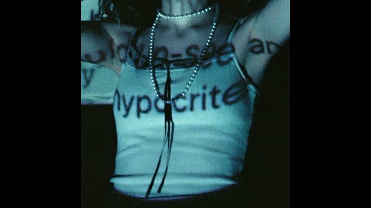 Tiny Screens - Chloe Slater