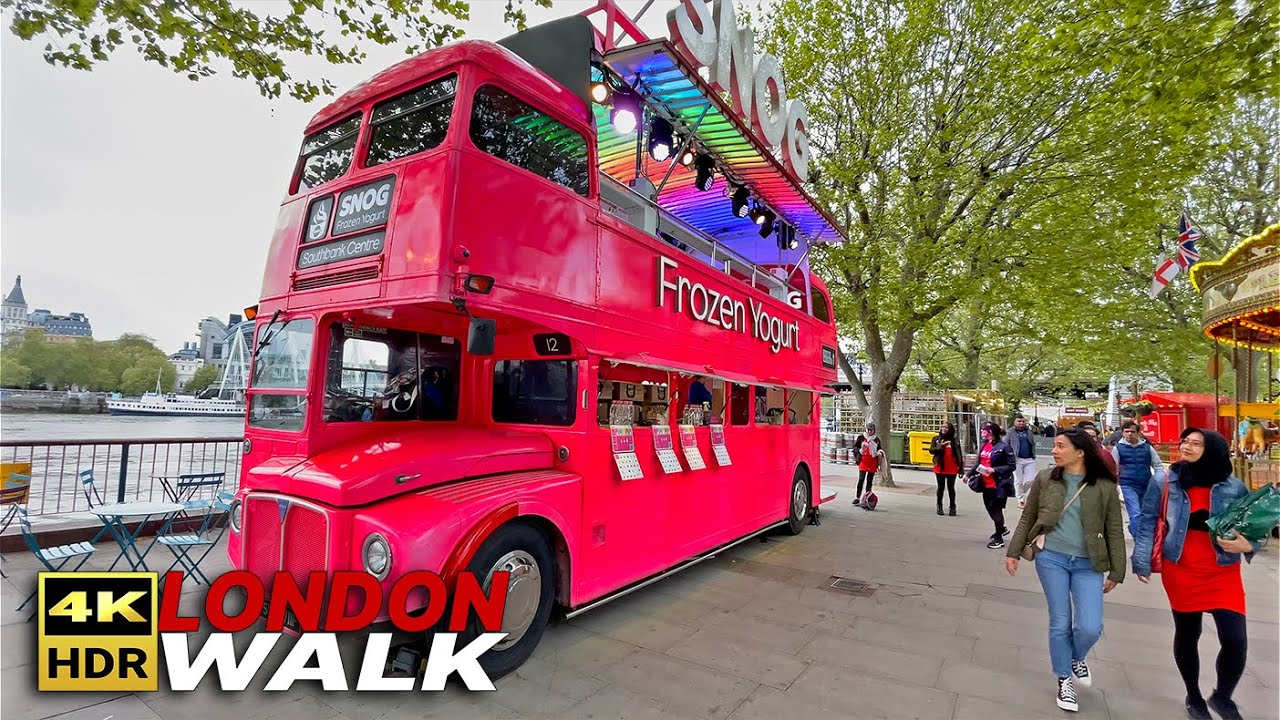 LONDON Walk 🇬🇧 Somerset House 🏛, the Strand and crossing the Golden Jubilee Bridge - Southbank [HDR]