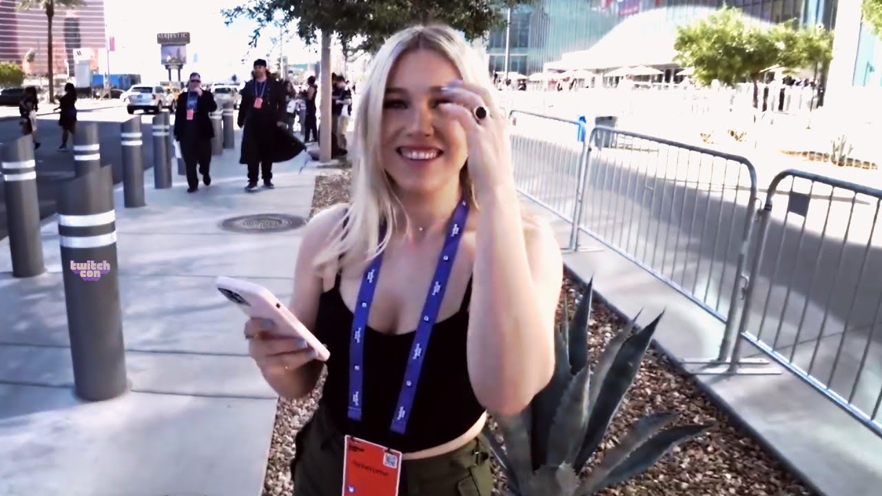 EMEROME ROAMING TWITCHCON!!!!!