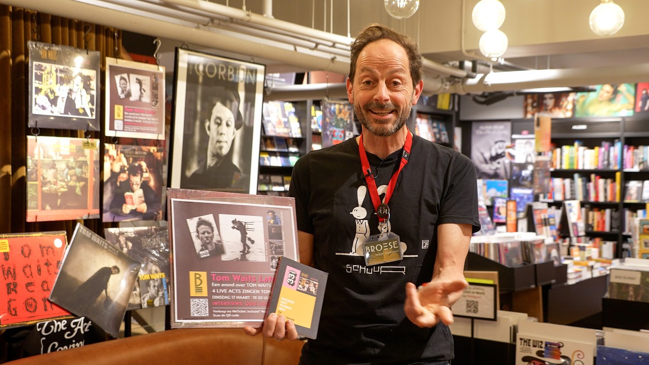 Een avond over Tom Waits bij Broese: live acts én fotograaf Anton Corbijn