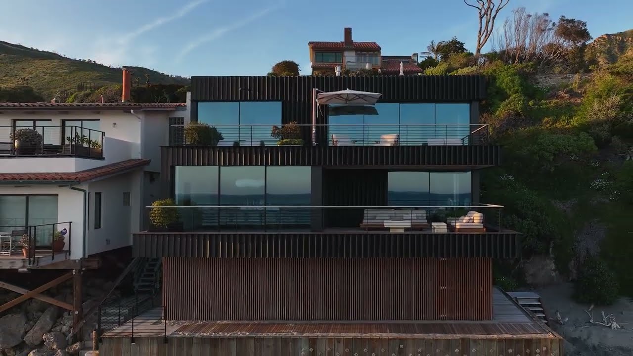 Montalba Architects: Malibu Beach House