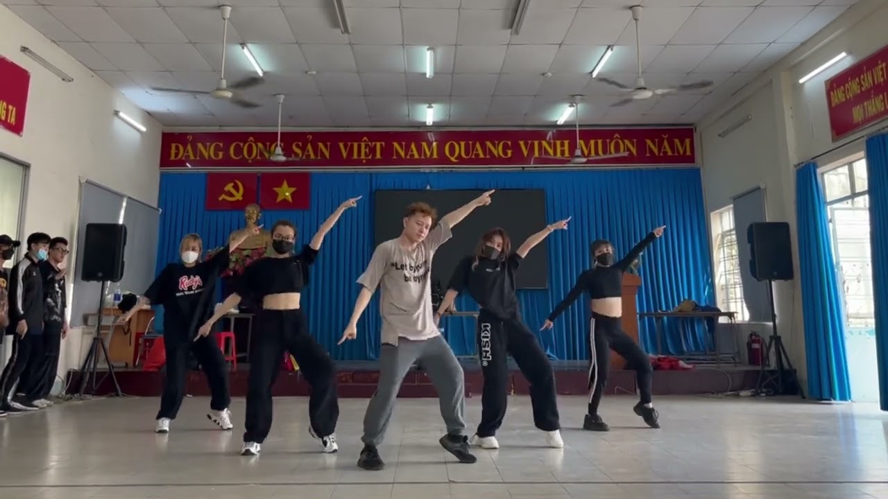 Demo C&agrave; Ph&ecirc; - MIN | Choreography by Lit