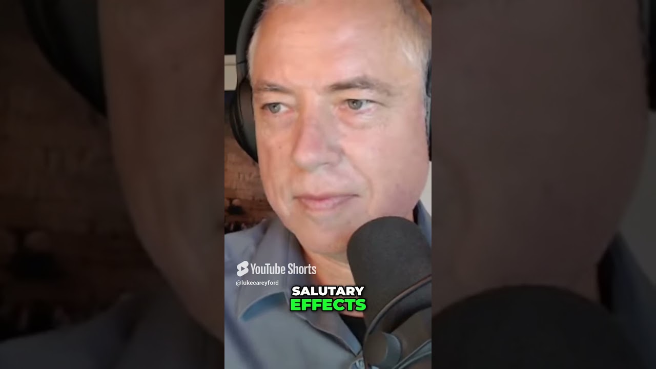 Мой друг купил марихуану в парке