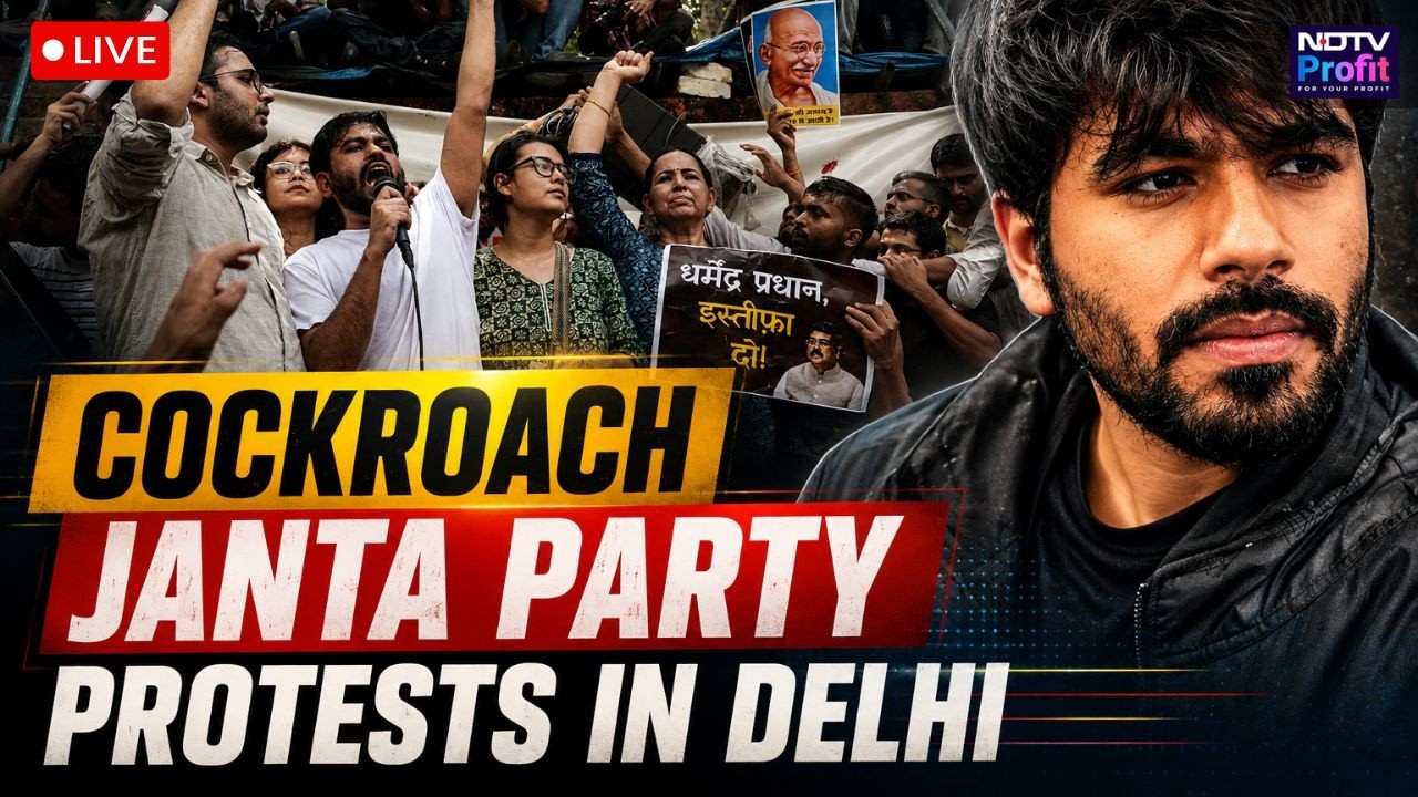 Cockroach Janta Party Protests In Jantar Mantar | LIVE
