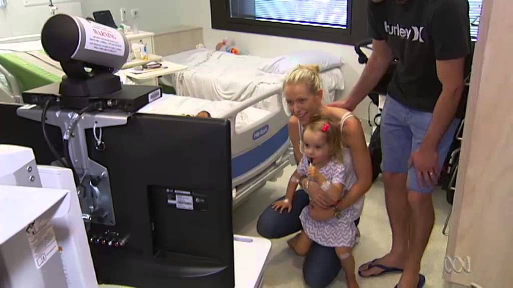 Santa drops in on sick kids via webcam
