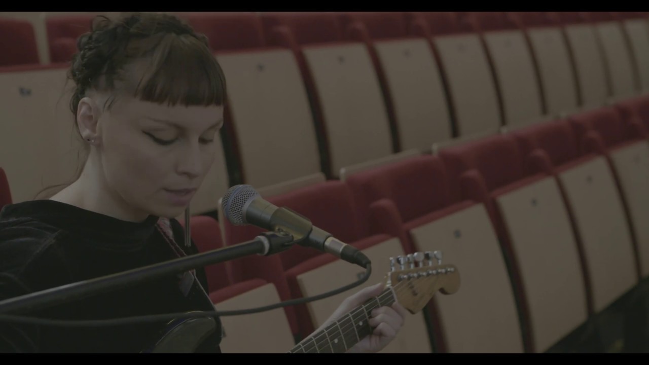 Hilary Woods - Daughter - TOUTPARTOUT sessions