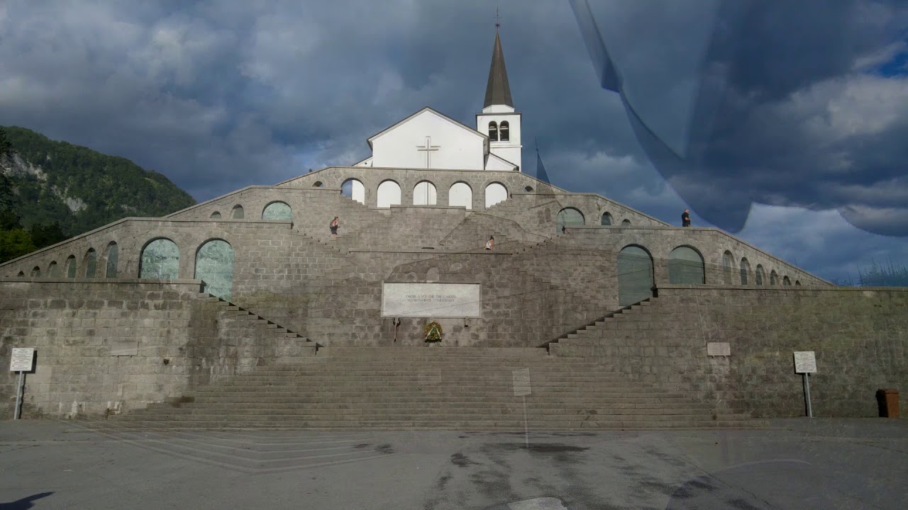Kobarid - Italijanska kostnica