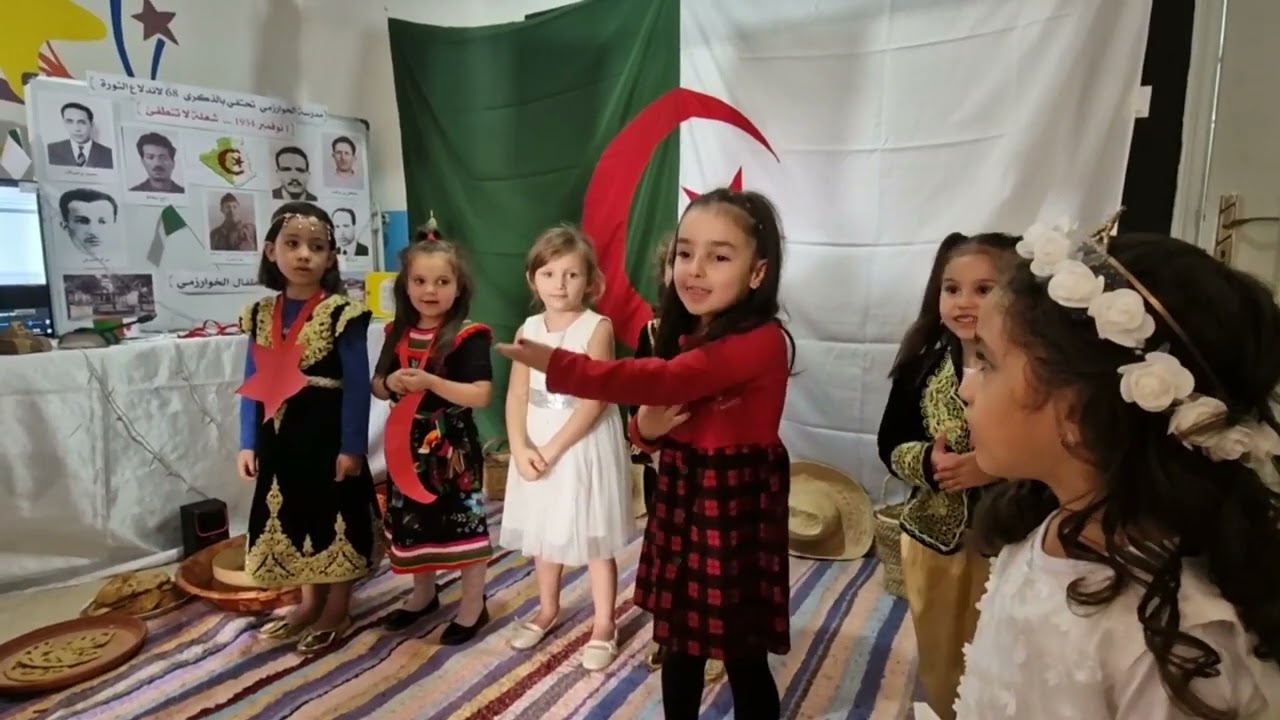 براعم الخوارزمي يقدمون مسرحية 