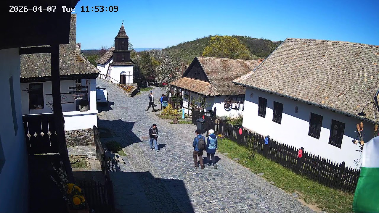 Hollókő Ófalu élő közvetítése (Live from old village of Hollókő)