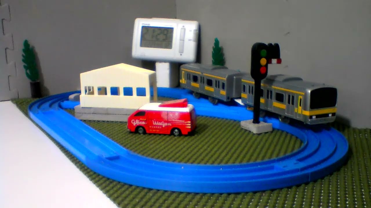 【自動運転】＜Relaxed Toy Trains LIVE＞ オルゴール音楽♪ ＆ JR東日本 中央・総武線各駅停車の車両 [260122]