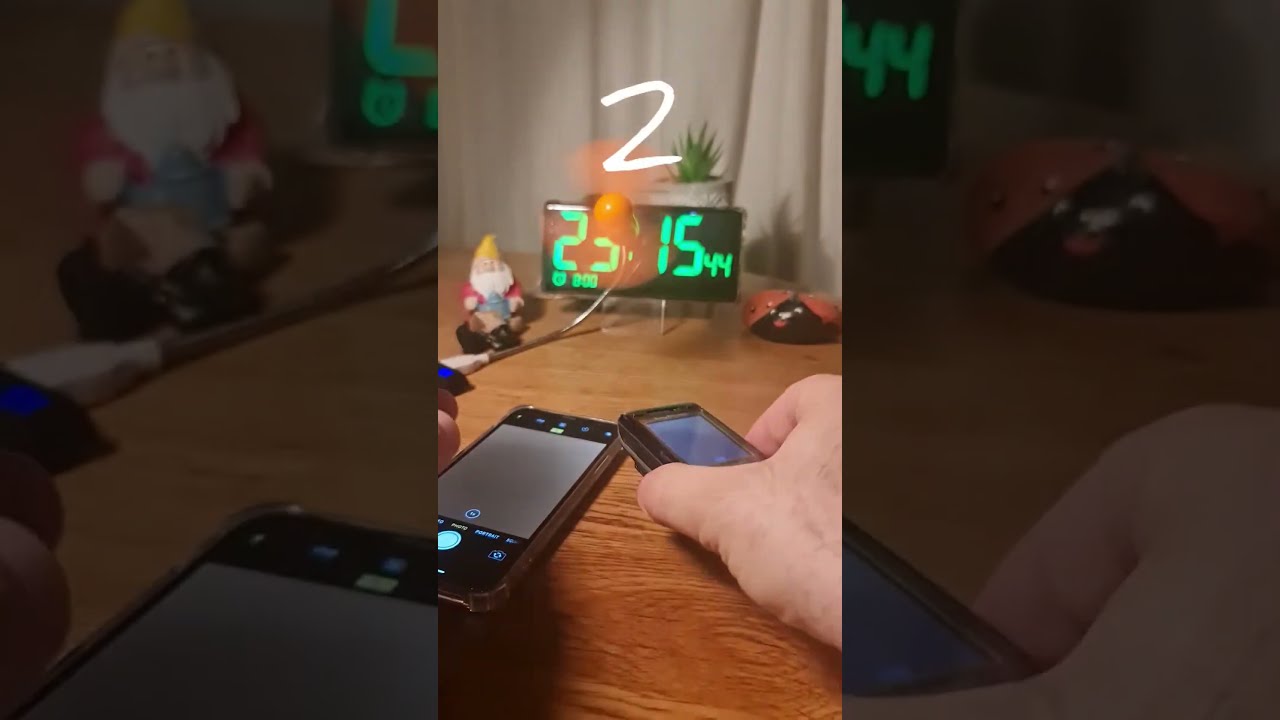 iPhone X vs SE K800i in the dark  #SonyEricsson #K800i #Apple #iPhone #X #camera #test #inthedark