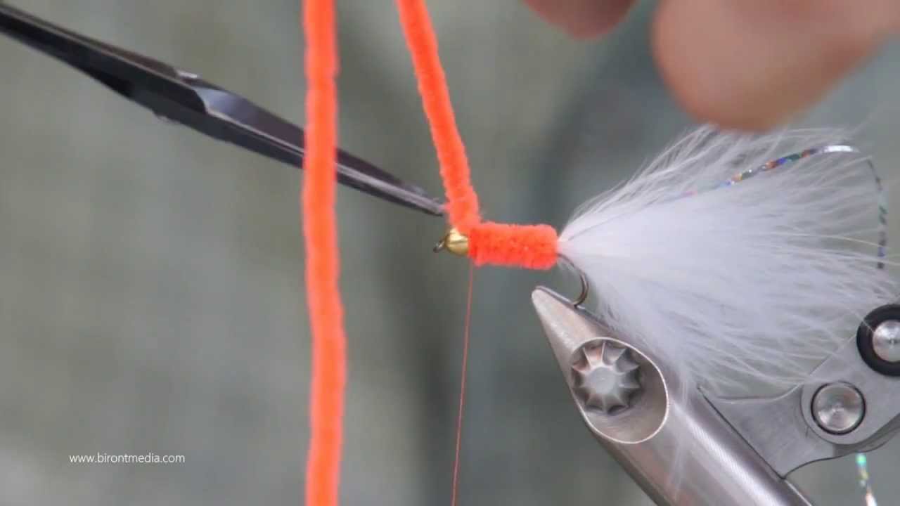 Montage d'un streamer chenille orange marabout blanc