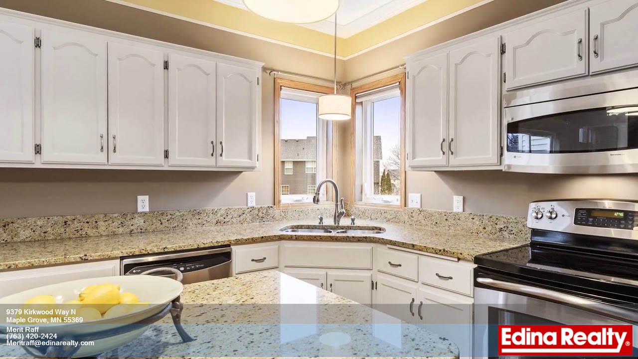 9379 Kirkwood Way N - Merit Raff