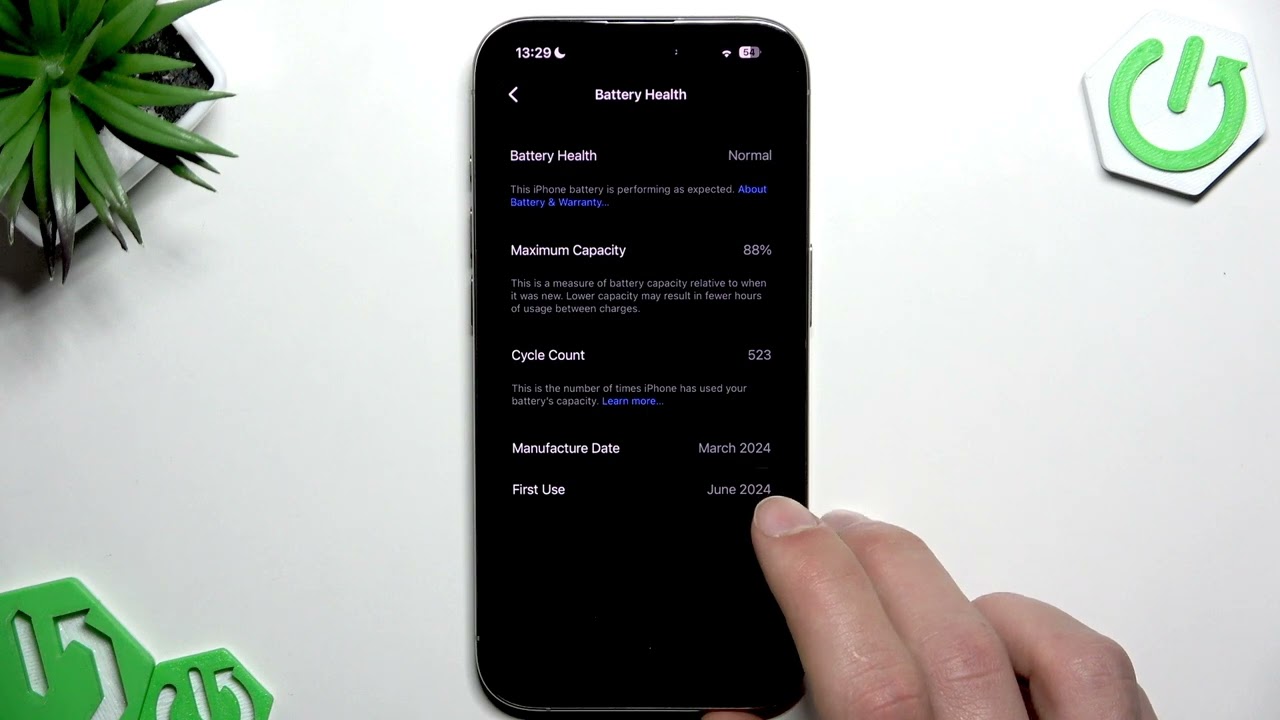 Apple iPhone 15 Pro – Как проверить количество циклов зарядки аккумулятора