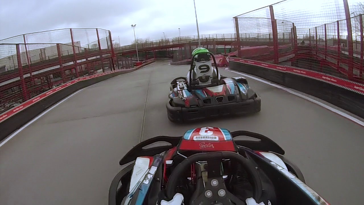 Mejores momentos, accidentes y adelantamientos en Karting Rivas.