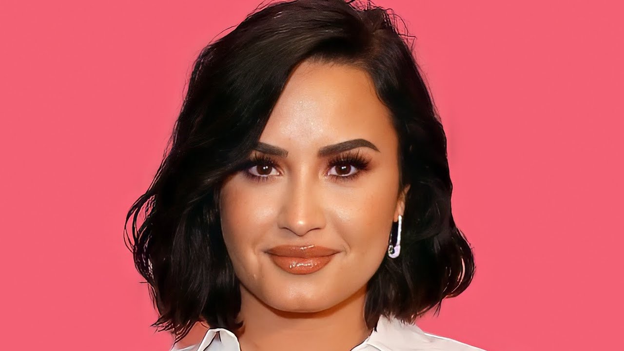 Demi Lovato Goes After Small Business Because Of Sugar Free Cookies