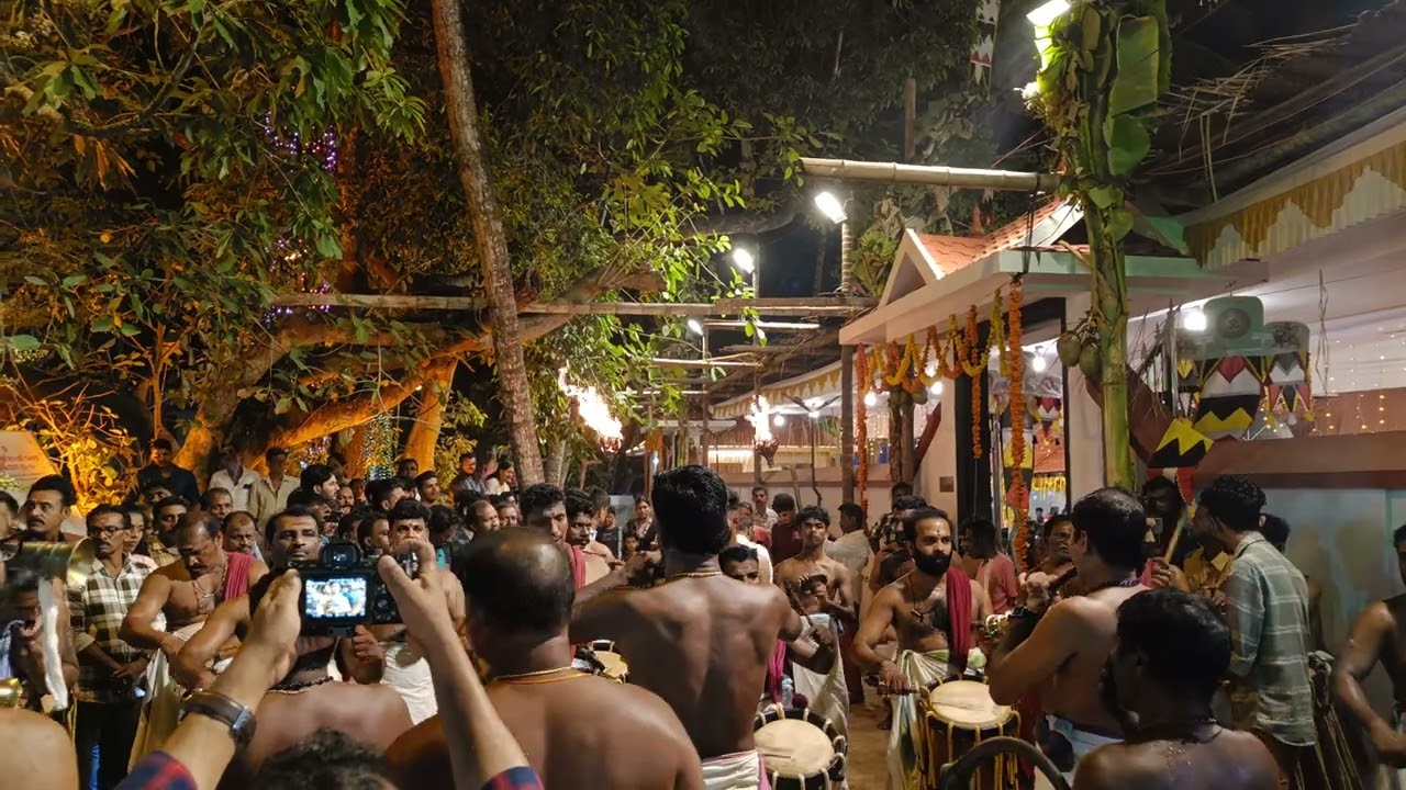 Chenda melam | Kerala temple festival | Traditional instrumental music 