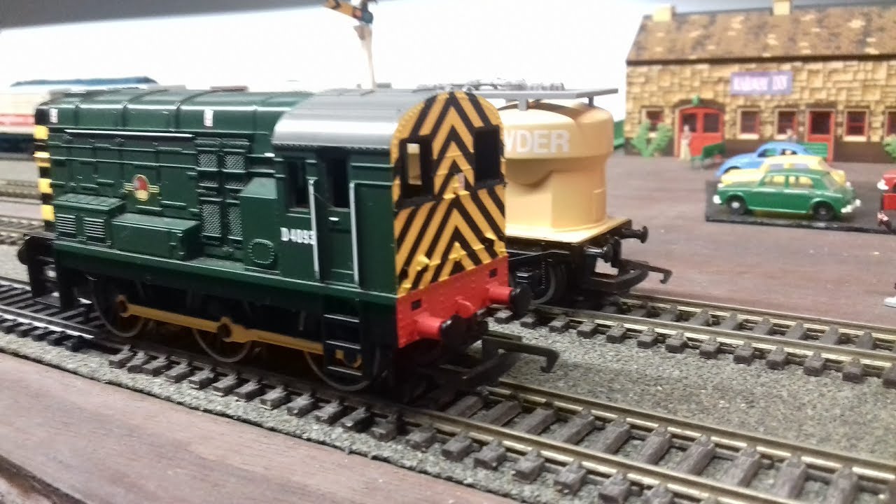 DCC, a beginners thoughts - Using Digital Command Control - Loft Layout OO Gauge PT40