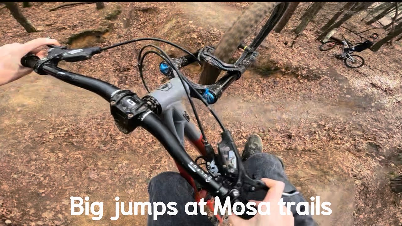 Big jumps&hard landings in Mosa trails