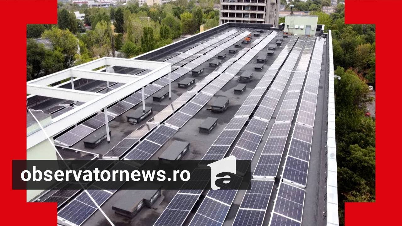 Românii care şi-au montat la bloc, pe balcon, panouri fotovoltaice. Ce economii fac la factură