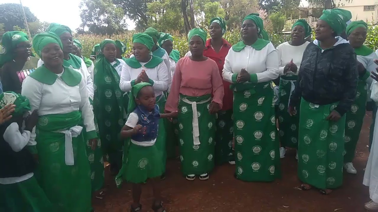 Mharidzo Mai Anold New Ruponeso Apostolic Church @AlbanyTumbare