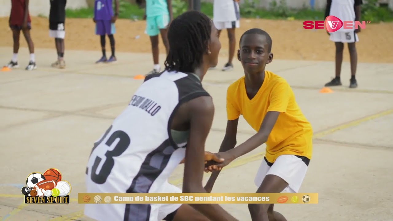 SEVENSPORTS : Un tour au terrain basket de Sangalkam pour d&eacute;couvrir le camp de basket de SBC