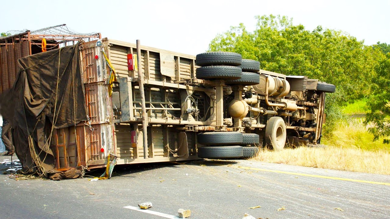 Crazy Truck Recovery | Heavy Equipments Gone Wrong | Dump Truck Rollover