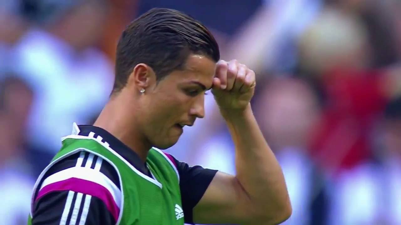 Cristiano Ronaldo • Capsize