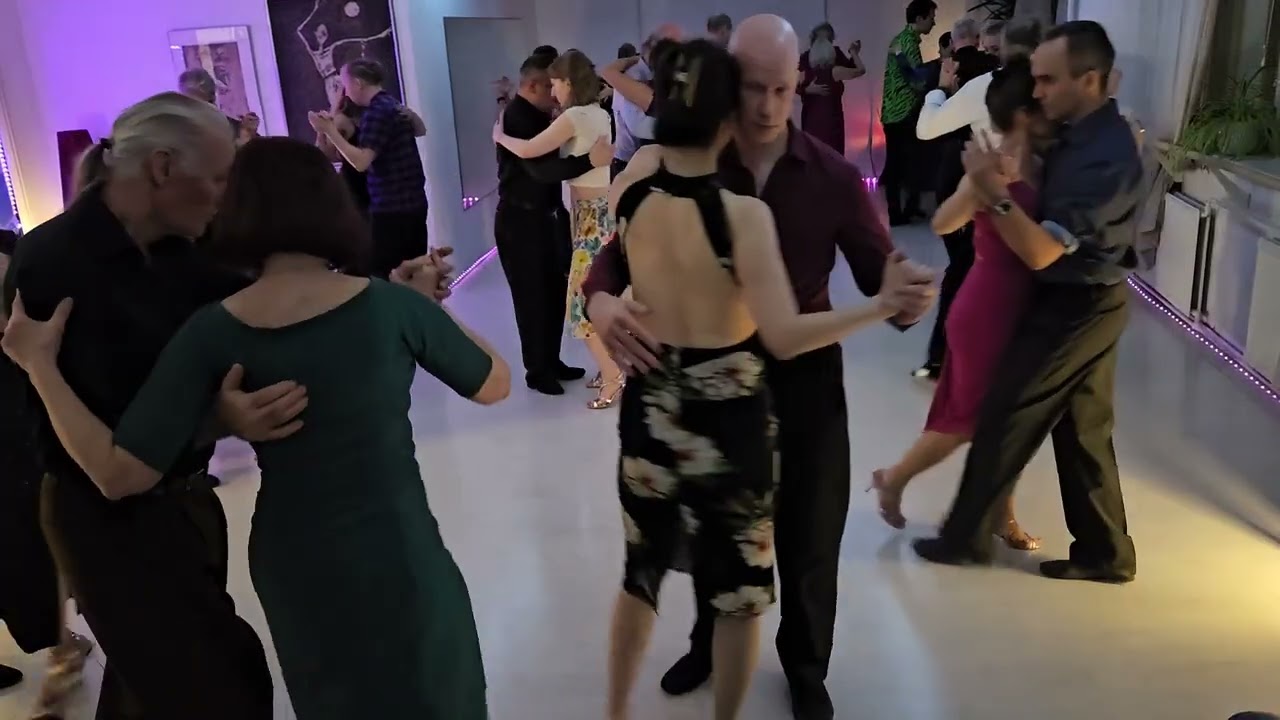 Argentine Tango Club Helsinki 7th Anniversary Celebration Milonga 1 The dance floor is full!