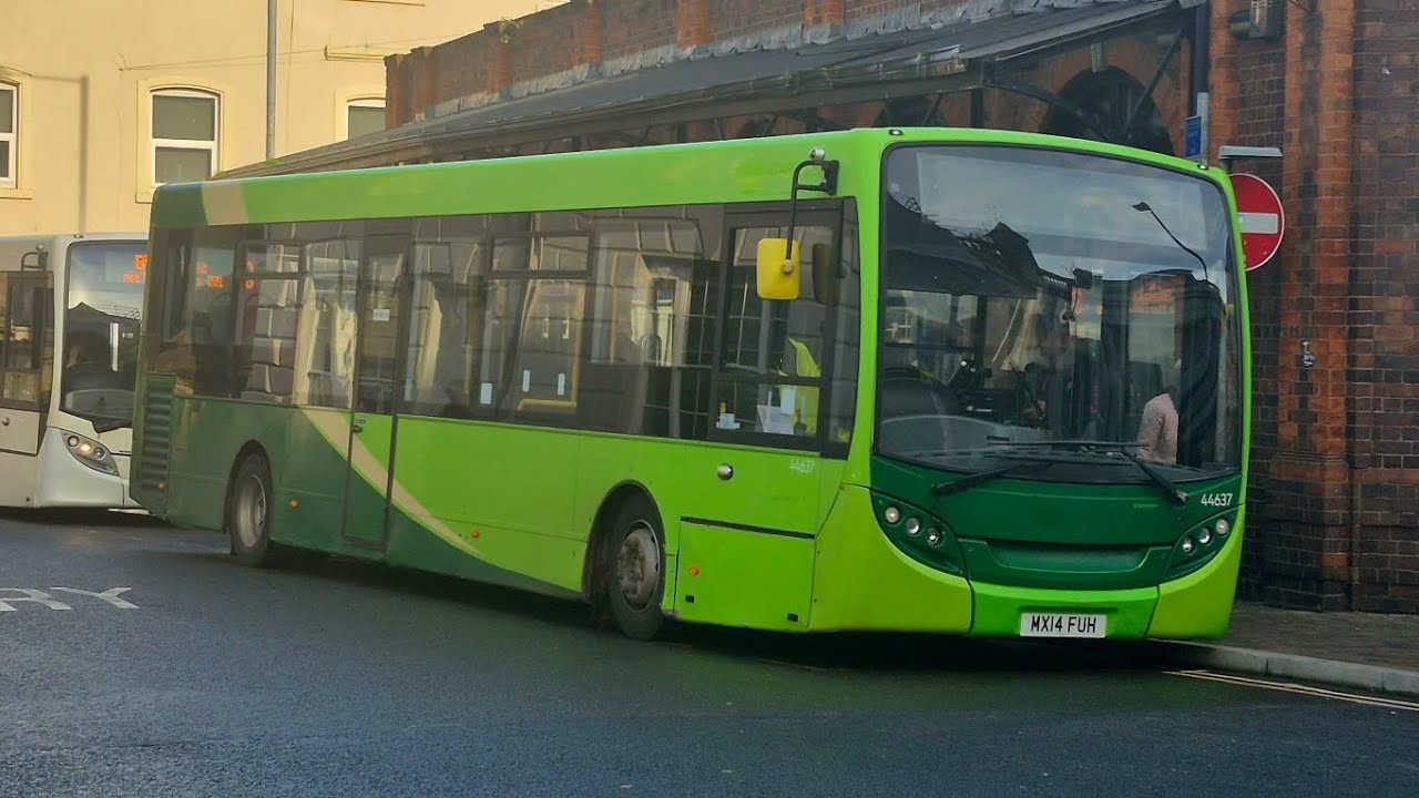 *New Transfer* Journey on the 35. MX14FUH. 44637. First Worcester (ex-Somerset) Enviro 200.