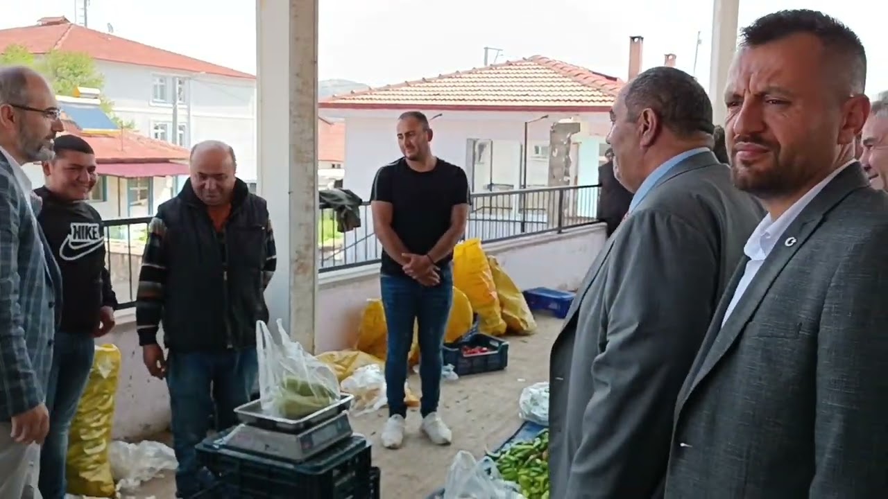 Öztürk'ten Karaadilli Beldesine Çıkarma