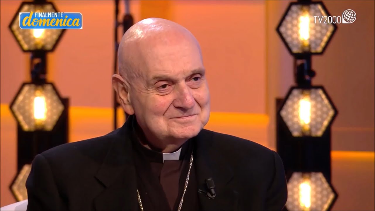 Cardinale Comastri: Maria, la mamma, le mamme