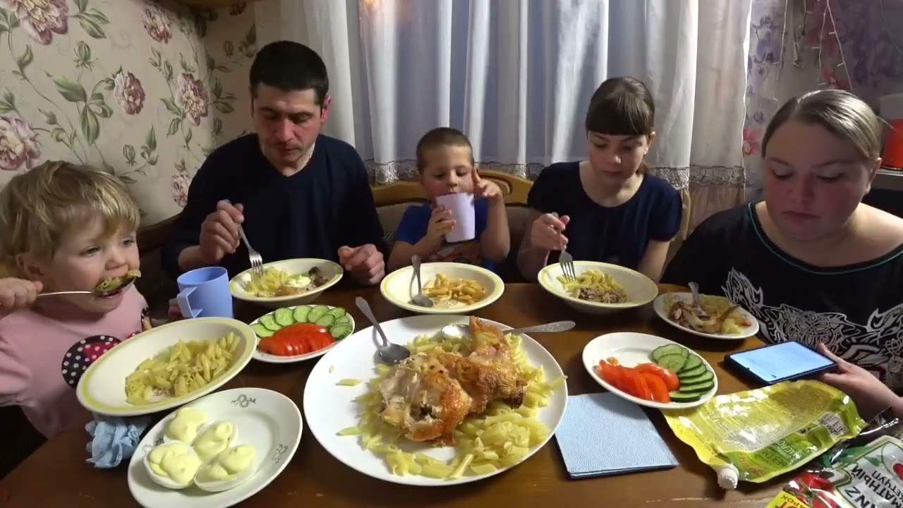 мукбанг/снова макароны☺