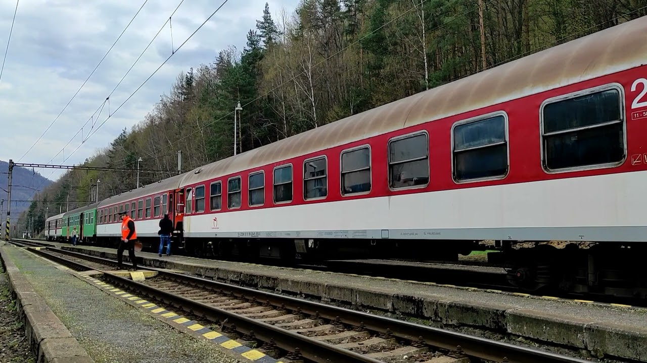 ZSSK 350 020-4 | Os 7820 (Košice - Poprad Tatry) 21.04.2022