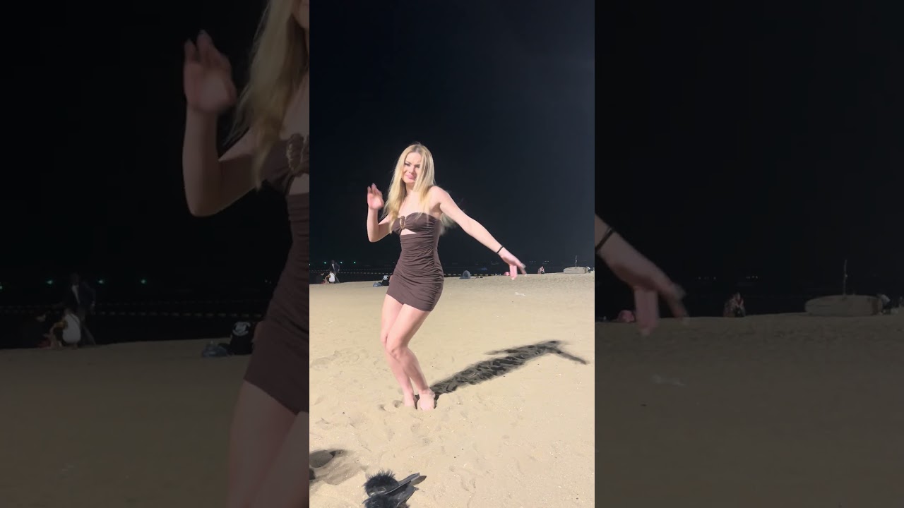 Chat made @handovskaya dance again 😂💸 #shorts #dance #donate #viral #funny #highlights #stream