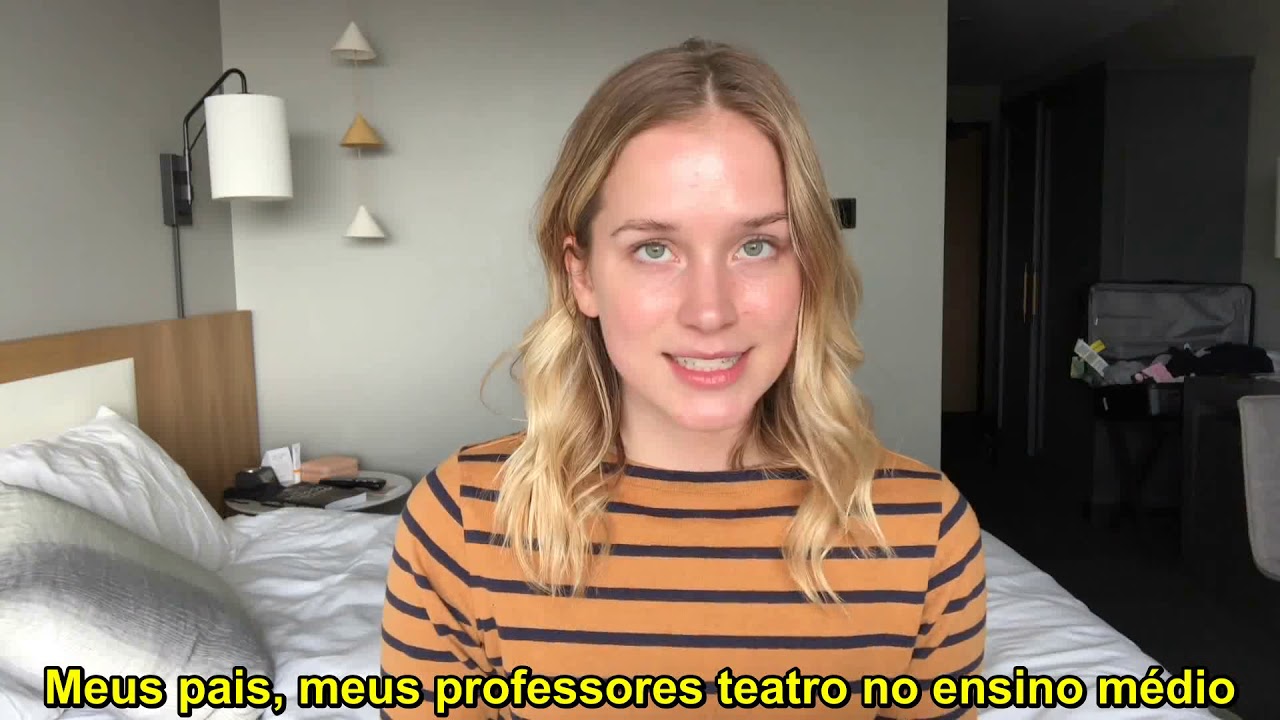 Elizabeth Lail @ UNCSA Club NextNow 2019 [LEGENDADO]