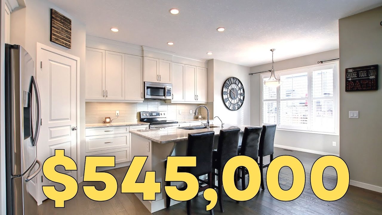 Inside a BEAUTIFUL $545,000 home in New Brighton, Calgary 2022