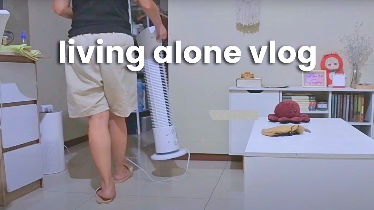 simple living & quiet diaries in a small cozy apartment 🎐 living alone in Makati, Philippines