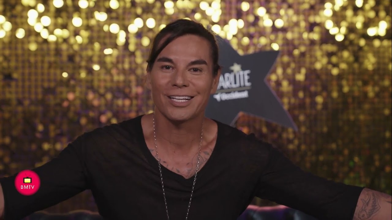 JULIO IGLESIAS JR  RINDE HOMENAJE A SU PADRE EN STARLITE OCCIDENT, APLAUDIDO POR SU MAYOR FAN.
