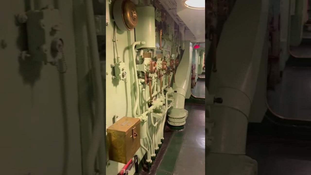 USS Hornet 