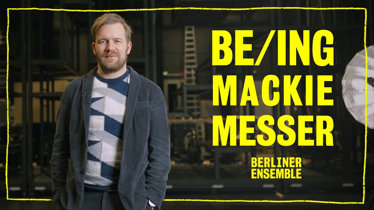 Wie ein Chamäleon: Nico Holonics ist Mackie Messer | Behind The Scenes Berliner Ensemble