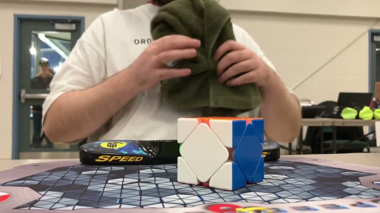 Chillin’ with the homies 4 - Waterloo Fall 2025 Skewb Finals Unedited (1st place)