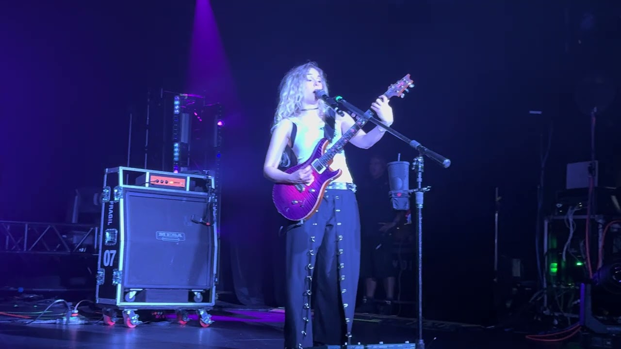MONEY by The Warning live at Palladium Times Square, NYC, July 18, 2025!