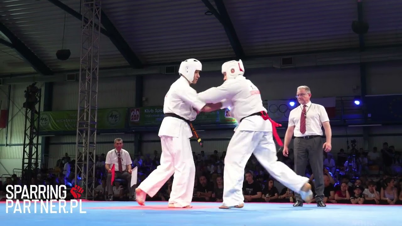 Janusz Skorliński vs Grzegorz Topolski Men +45 / -85kg 36th European Karate Kyokushin Championships