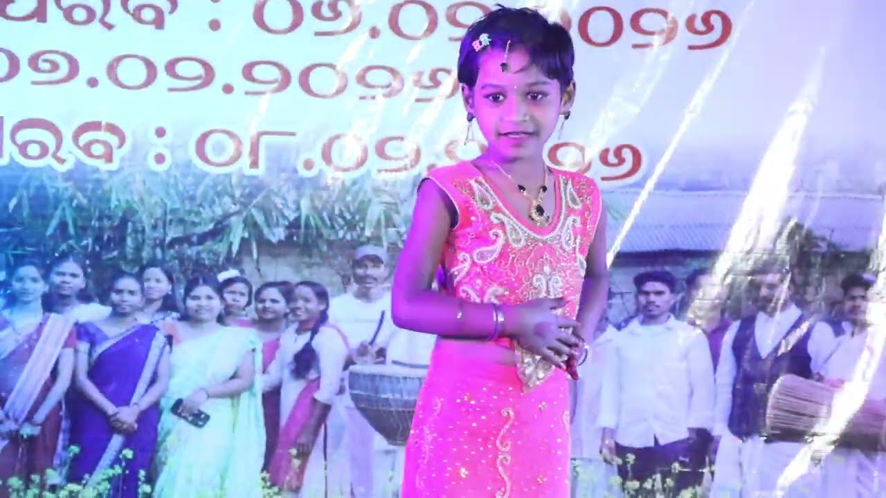 Tiki Tiki Chadhei Song Dance Performance. ///Little girl Dance//Nuthuripasi .