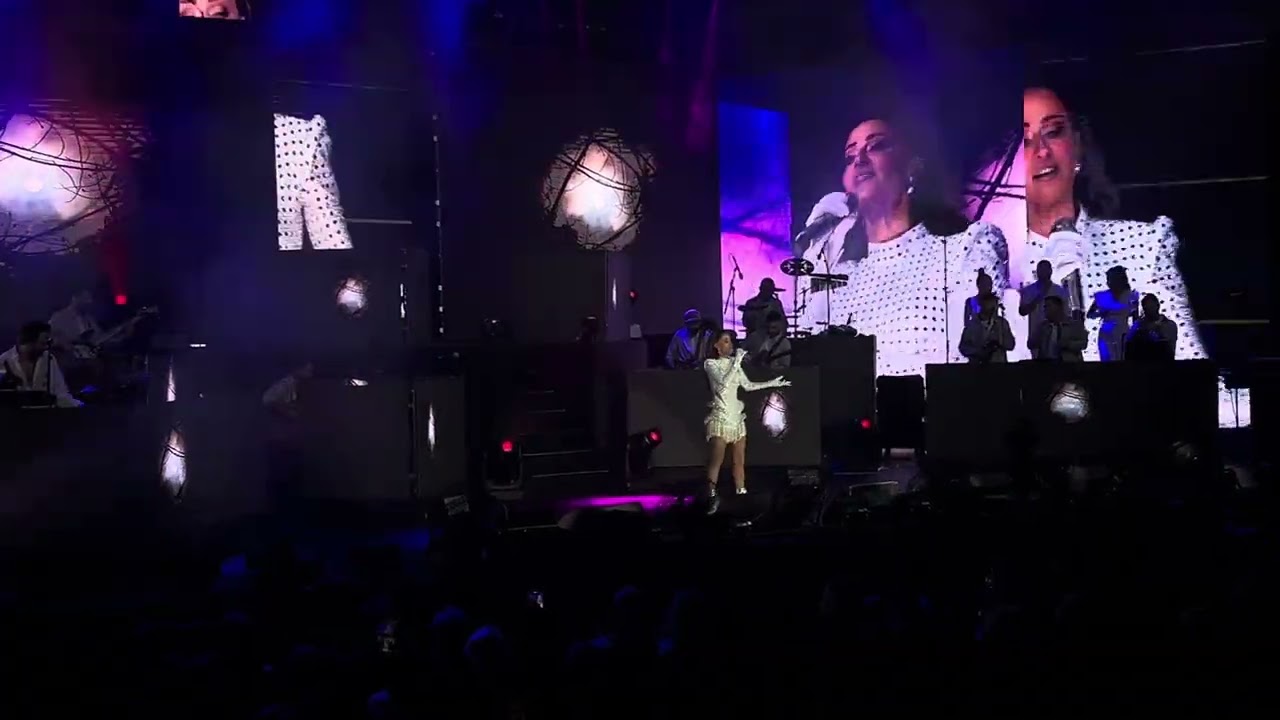 Derya Uluğ Ekim Harbiye Açıkhava Konseri #deryauluğ #queen #live #concert #türkçepop