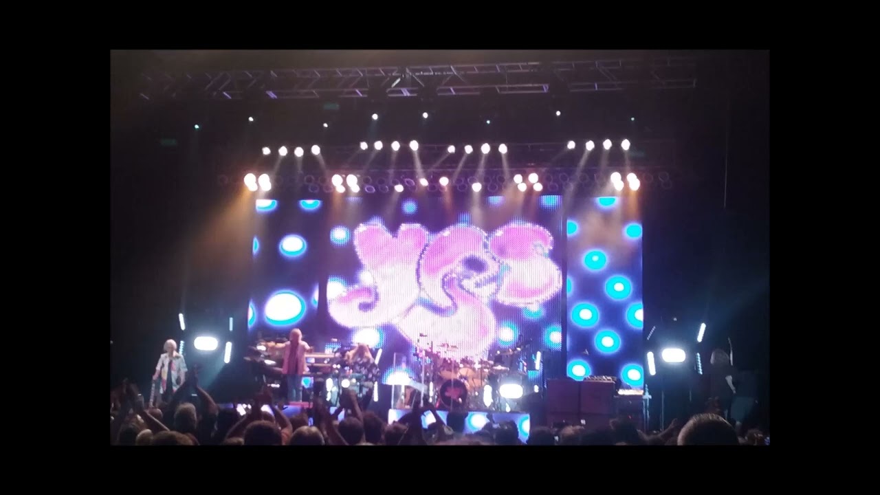 Yes Tribute: 2/1/01 - Envision - Live @ The Tralf - Roundabout