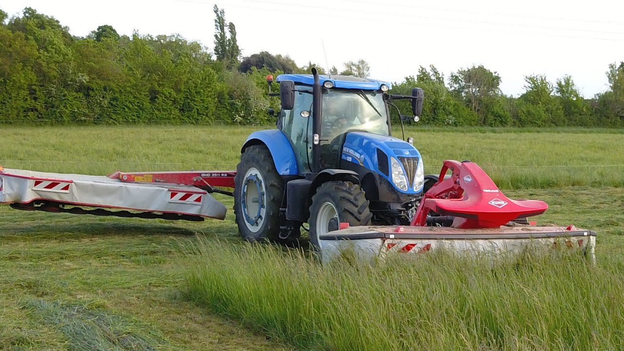 FAUCHAGE DE PRAIRIE/faucheuse frontale Khun/ New Holland t7 210 /faucheuse latérale Kuhn🚜🌿