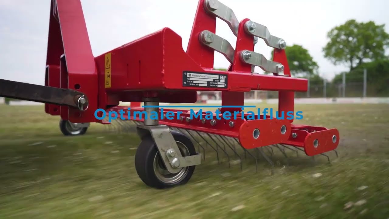 Wiedenmann TERRA RAKE - Vertikutierstriegelzur effizientenPflege von Natur-und Kunstrasen